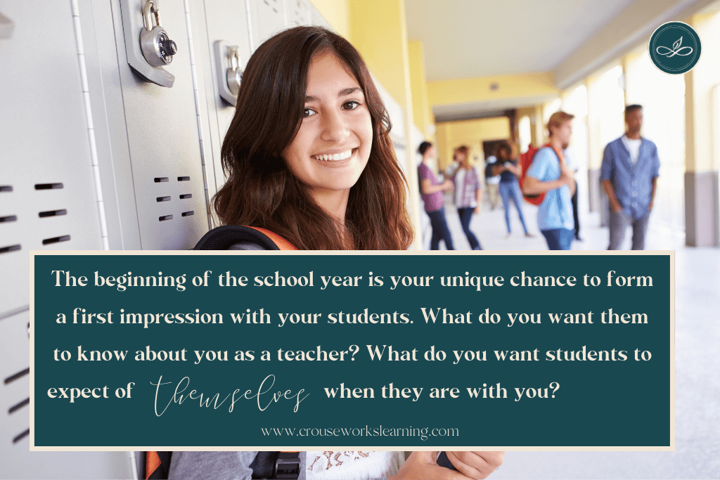 A student smiling in school because the teacher started the year teaching physical and chemical properties and changes